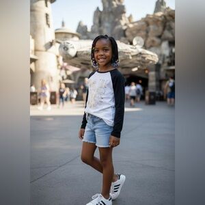 Star Wars Black and White Graphic Tee CL 14-16 girls NWT